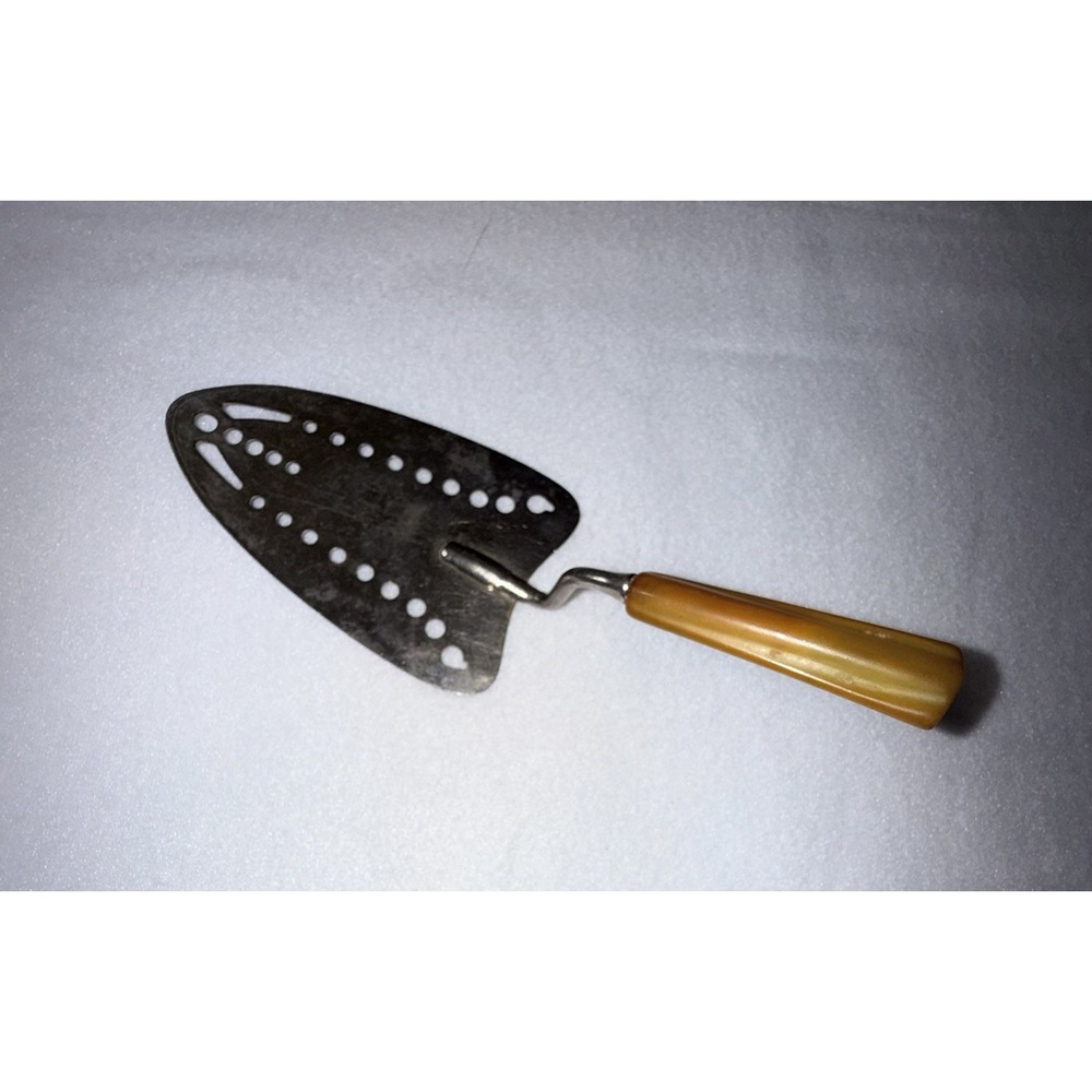 Vintage  Butterscotch BAKELITE‎ Handel Pie Cake Server Spatula Kitchen Utensil